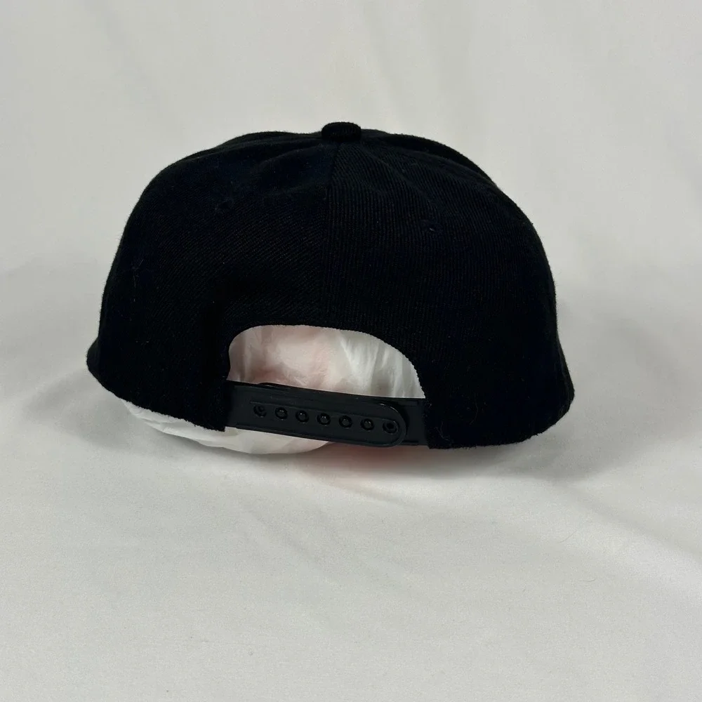 Six Flags Batman Snapback Hat Mens OSFM Black Yellow Embroidered DC Comics Cap
